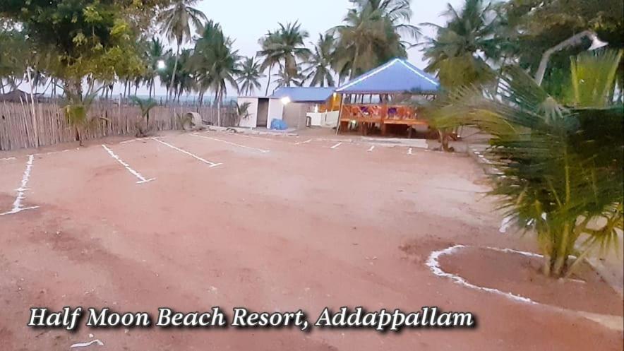 Half Moon Beach Resort Addaippallam Dış mekan fotoğraf